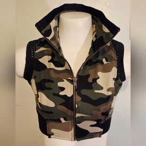NWT Buddhaful Camo Freq G Mesh Vest
